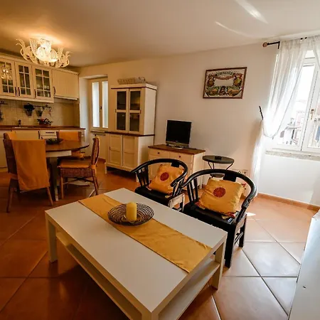 Alice With Balcony Appartement Rovinj